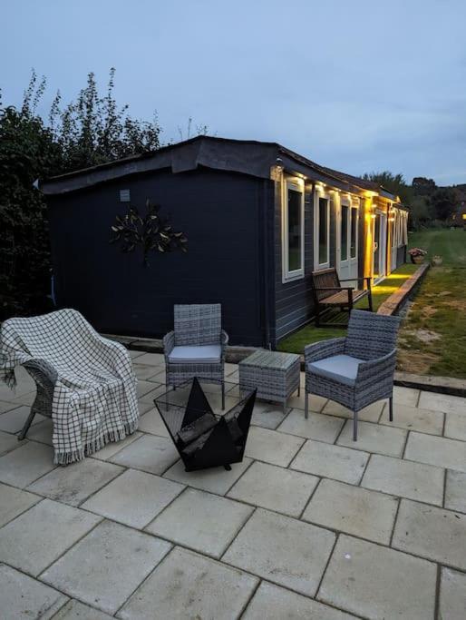 Gorgeous Countryside Cabin Lyminge Eksteriør billede