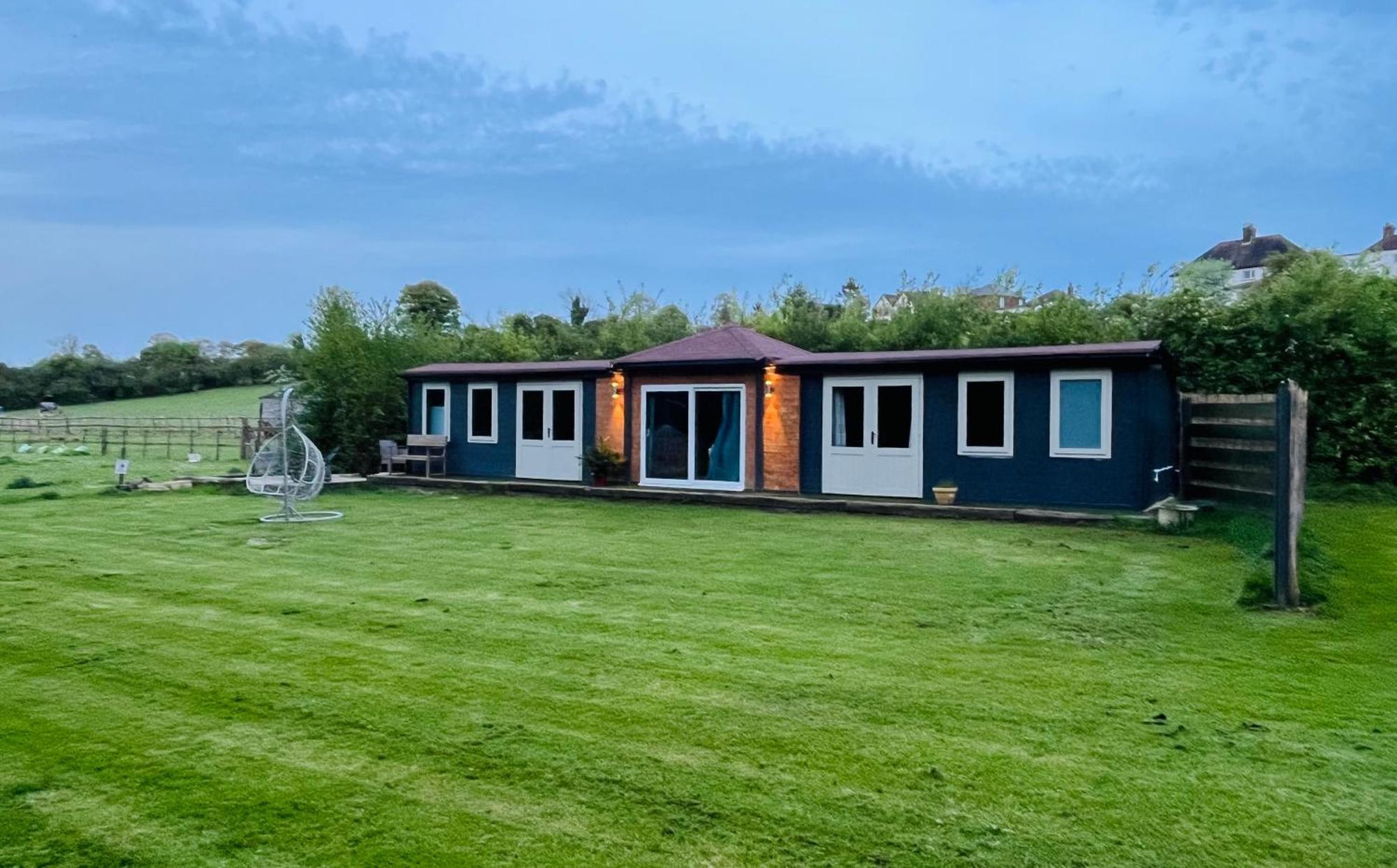 Gorgeous Countryside Cabin Lyminge Eksteriør billede